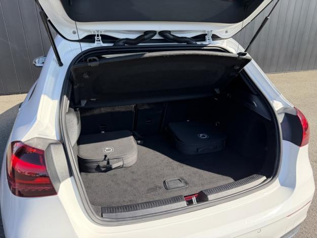 MERCEDES-BENZ Classe A 250 e Hybrid EQ AMG Line  