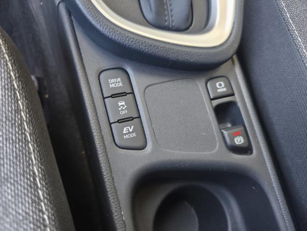 TOYOTA Yaris Cross 1.5 HYBRID 116H DESIGN AUTO  