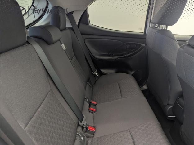 TOYOTA Yaris Hybride 116h Design  Pack RDS