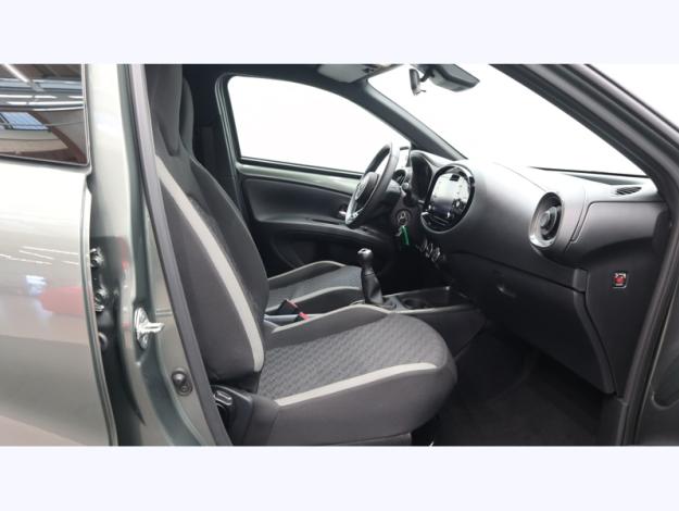 TOYOTA Aygo X 1.0 VVT-i 72 Design MY23  
