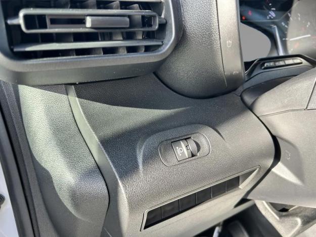 TOYOTA Proace City 1.5 MEDIUM 100 D-4D BUSINESS  