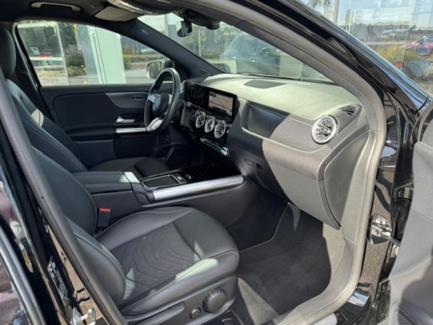 MERCEDES-BENZ GLA 200 d Progressive Line  