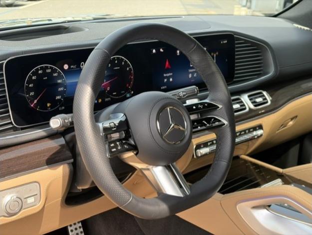 MERCEDES-BENZ GLS 450 4 MATIC AMG Pack Night 7 places  