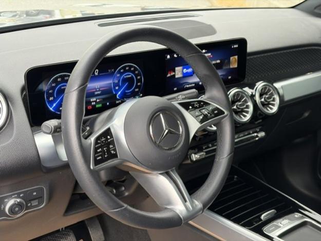 MERCEDES-BENZ EQB 250 + Luxury Line 7 places Pano  
