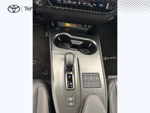 LEXUS UX 300h 2WD Luxe  TO + Pack Techno