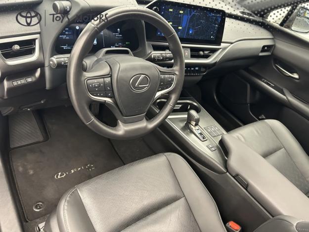 LEXUS UX 300h 2WD Luxe  TO + Pack Techno