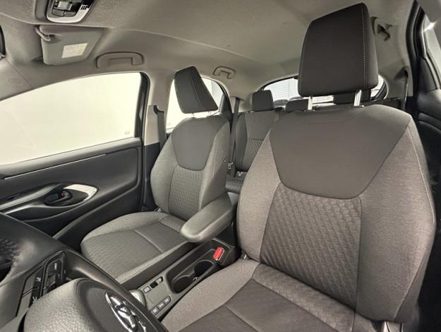TOYOTA Yaris 116h Dynamic  
