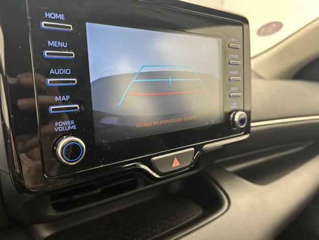 TOYOTA Yaris 116h Dynamic  