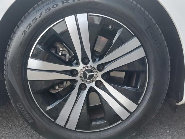 MERCEDES-BENZ Classe C Berline Classe C 200 d Berline Avantgarde Line  Classe C BERL/206 Classe C 200 d Berline Avantgarde Line