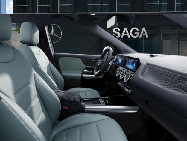 MERCEDES-BENZ GLA 200 d  GLA 200 d AMG Line
