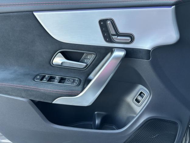 MERCEDES-BENZ CLA Coupé CLA 200 d Coupé AMG Line  
