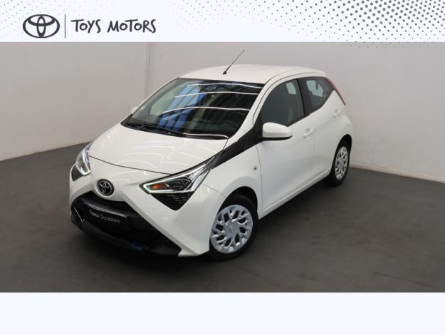 TOYOTA Aygo 1.0 VVT-i x-play  