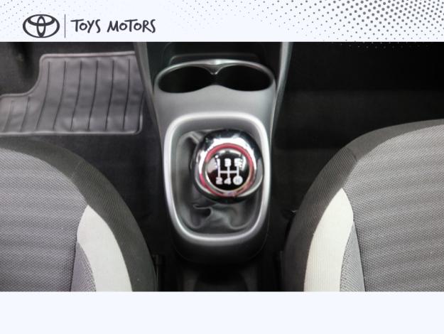 TOYOTA Aygo 1.0 VVT-i x-play  
