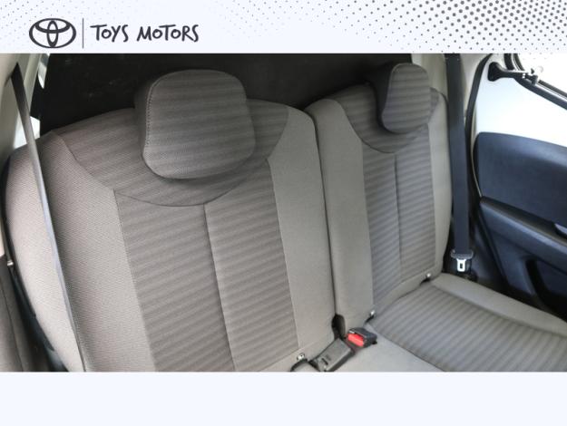 TOYOTA Aygo 1.0 VVT-i x-play  