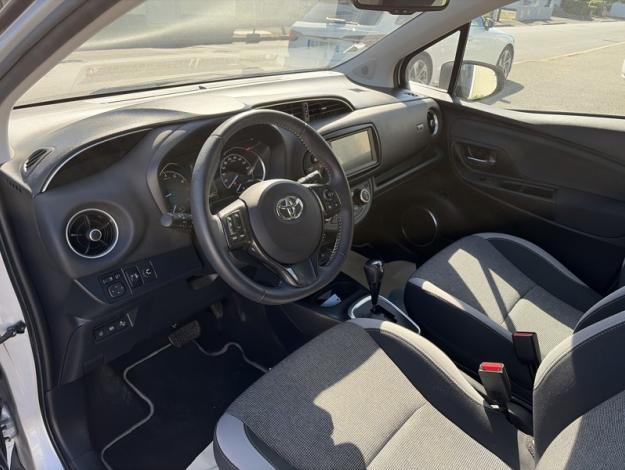 TOYOTA Yaris 110 VVT-i CVT Design connect Y20 / Pack confort  
