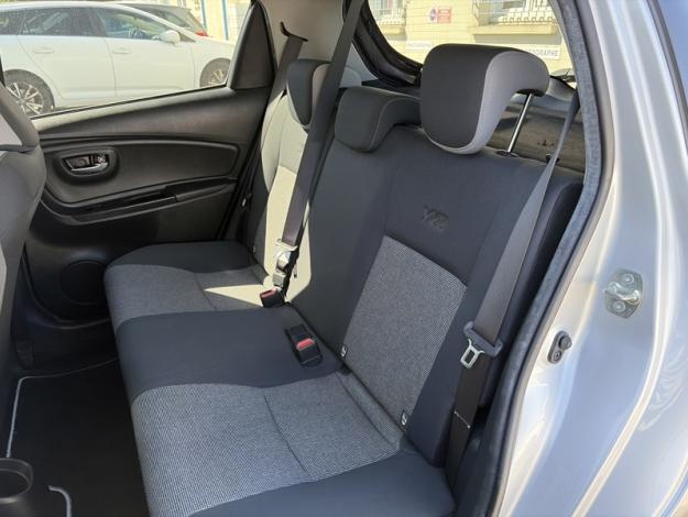 TOYOTA Yaris 110 VVT-i CVT Design connect Y20 / Pack confort  
