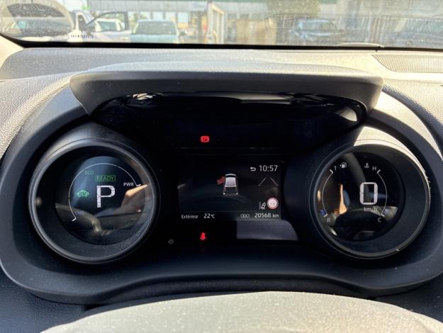 TOYOTA Yaris Hybride 116h Design Pack MY22  