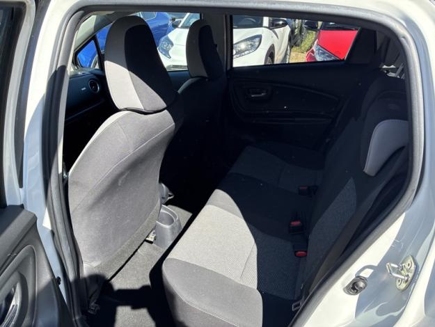 TOYOTA Yaris 110 VVT-i CVT Design Y20  