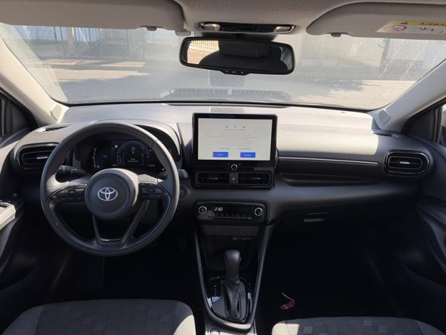 TOYOTA Yaris Hybride 116h Design  