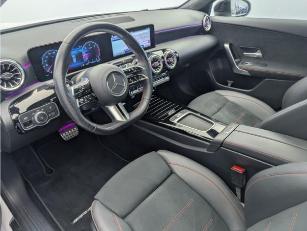MERCEDES-BENZ Classe A 180 d AMG Line  