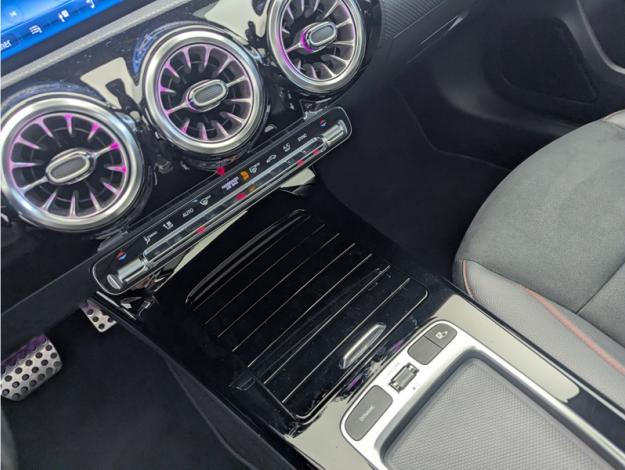 MERCEDES-BENZ Classe A 180 d AMG Line  