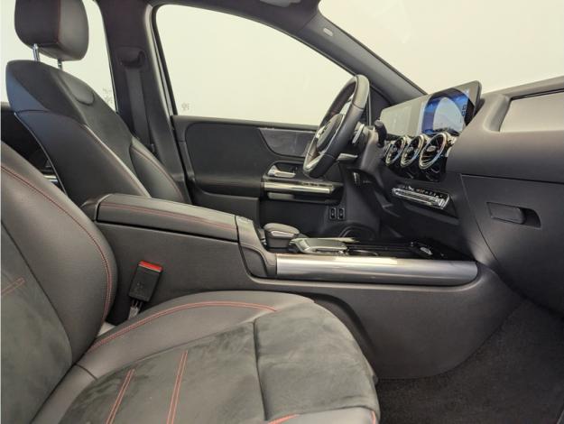 MERCEDES-BENZ Classe B 250 e AMG Line  