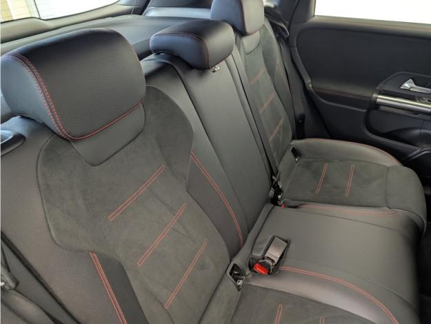 MERCEDES-BENZ Classe B 250 e AMG Line  