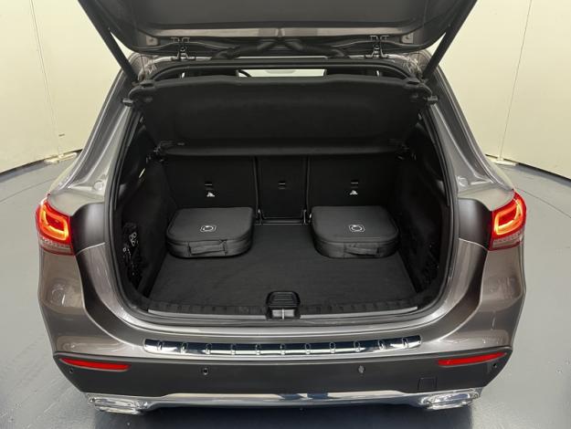 MERCEDES-BENZ GLA 250 e Progressive Line  