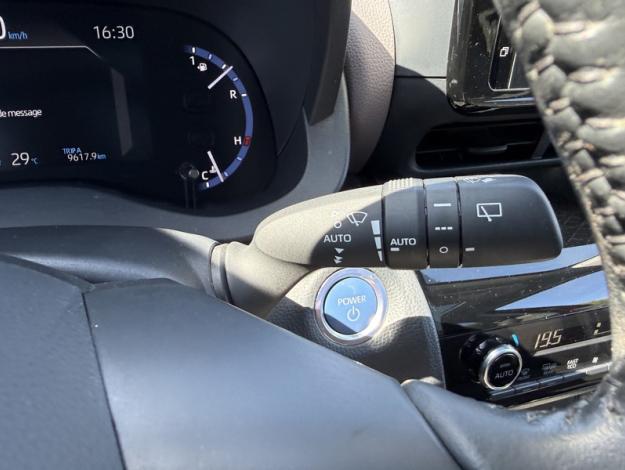 TOYOTA Yaris Cross 1.5 HYBRID 116H COLLECTION   PANO