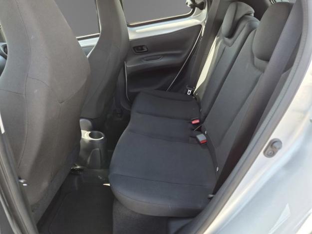 TOYOTA Aygo X 1.0 VVT-i 72 Active Business  