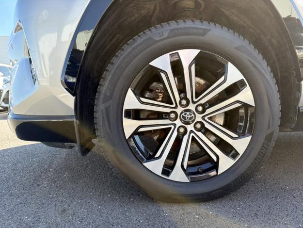 TOYOTA RAV4 2WD 218ch Collection  