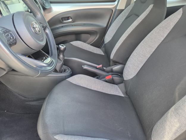 TOYOTA Aygo X 1.0 VVT-i 72 Dynamic   