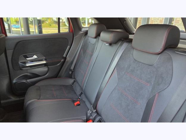 MERCEDES-BENZ GLA 180 Edition 140  GLA 180 Edition 140