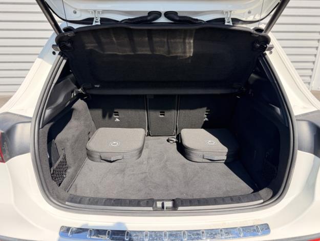 MERCEDES-BENZ GLA 250 e AMG Line  