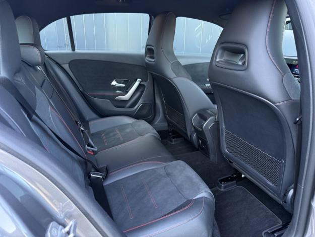 MERCEDES-BENZ Classe A 180 d AMG Line  