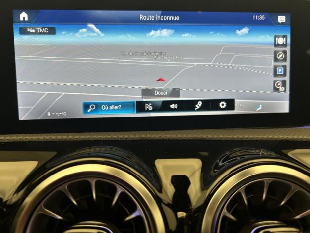 MERCEDES-BENZ Classe A 180 AMG Line  
