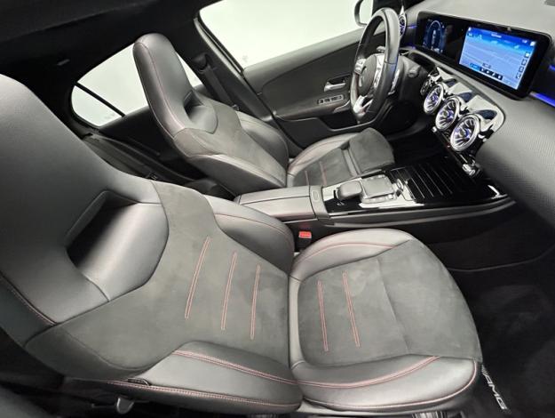 MERCEDES-BENZ Classe A 180 AMG Line  