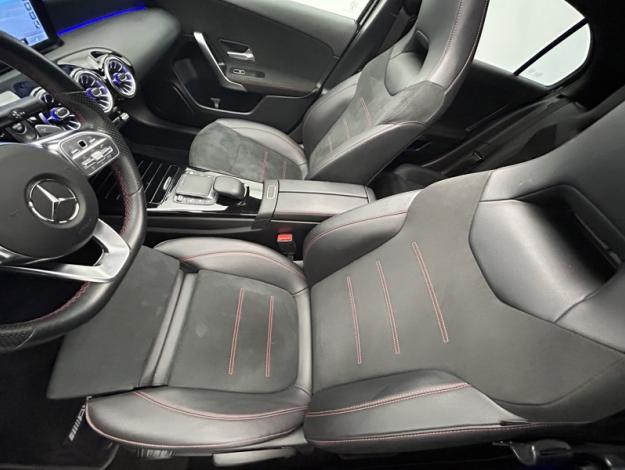 MERCEDES-BENZ Classe A 180 AMG Line  