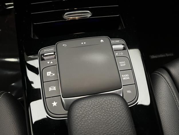 MERCEDES-BENZ Classe A 180 Progressive Line  