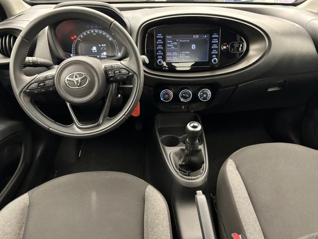 TOYOTA Aygo X 1.0 VVT-i 72 Dynamic   