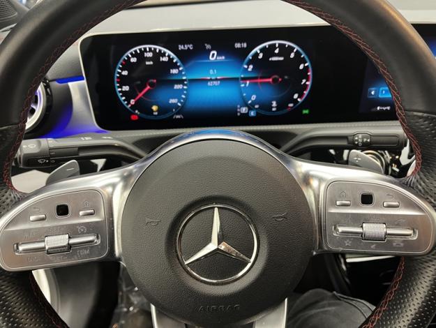 MERCEDES-BENZ CLA Coupé CLA 200 Coupé AMG Line  