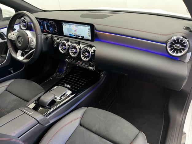 MERCEDES-BENZ CLA Coupé CLA 200 Coupé AMG Line  