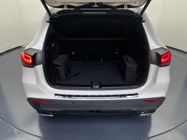 MERCEDES-BENZ GLA 250 e Progressive Line  