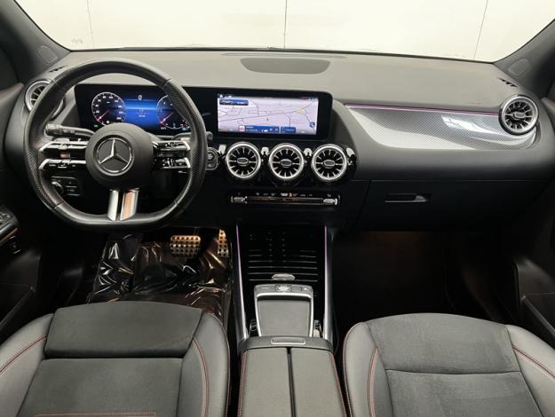 MERCEDES-BENZ GLA 200 d AMG Line  