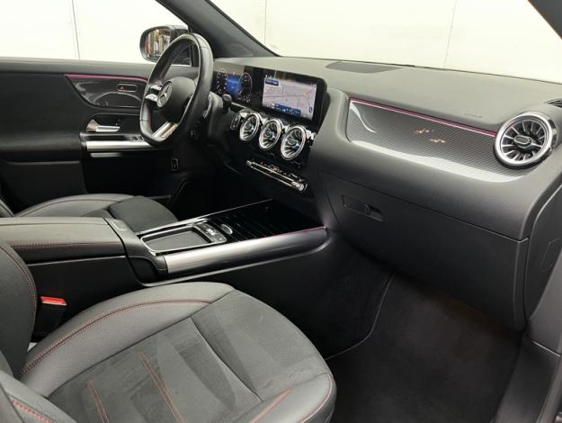 MERCEDES-BENZ GLA 200 d AMG Line  
