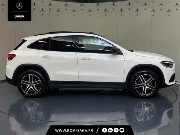 MERCEDES-BENZ GLA 200 Progressive Line  