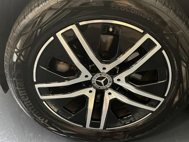 MERCEDES-BENZ GLA 200 Progressive Line  