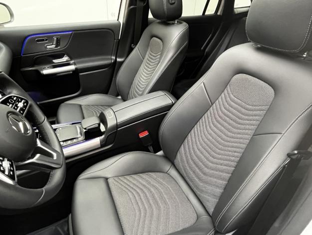 MERCEDES-BENZ GLA 200 Progressive Line  