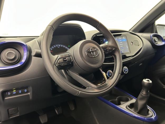 TOYOTA Aygo X 1.0 VVT-i 72 Design  
