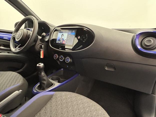 TOYOTA Aygo X 1.0 VVT-i 72 Design  